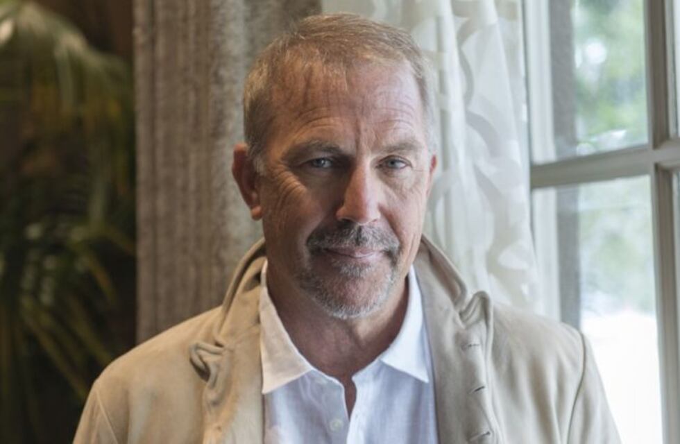 Kevin Costner debuta como guionista después de casi 40 años como actor