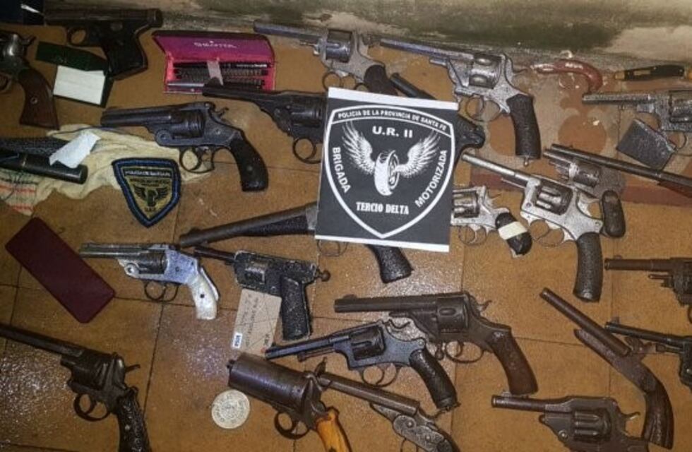 Detuvieron a un joven que intentó robar 28 armas de una vivienda