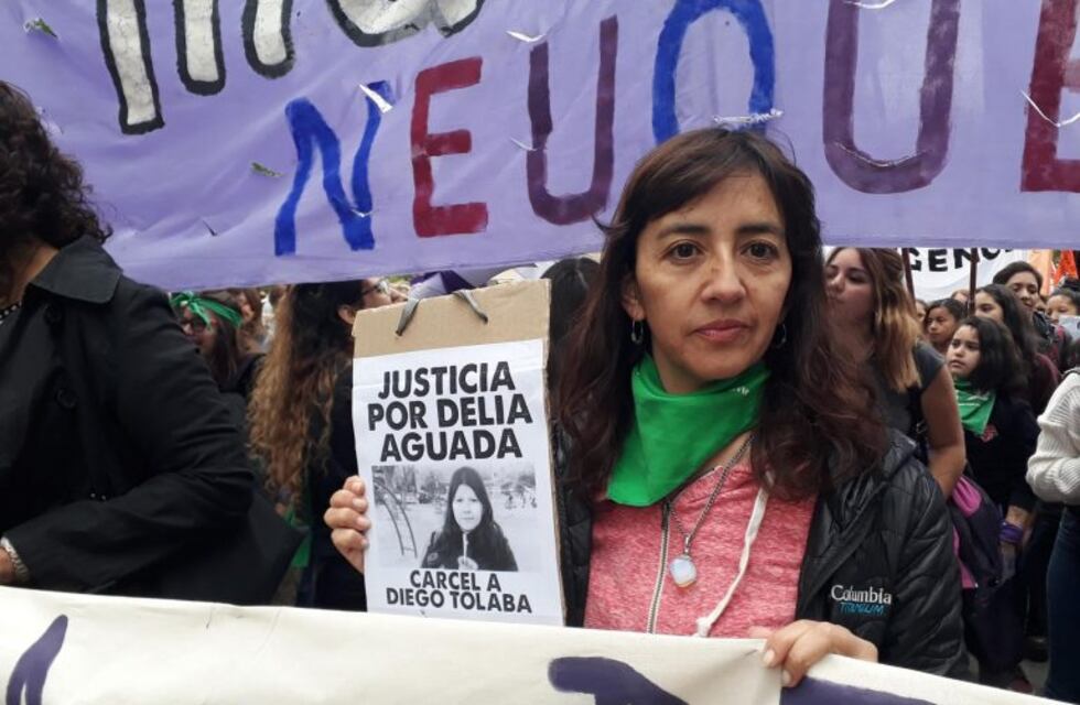 Organizaciones sociales neuquinas reclamaron justicia en por el femicidio de Delia Aguado