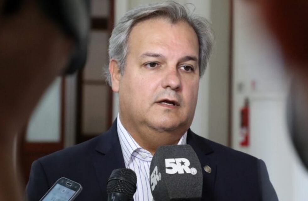 Farías le advirtió al Gobierno que "la lógica del déficit cero ha fracasado"