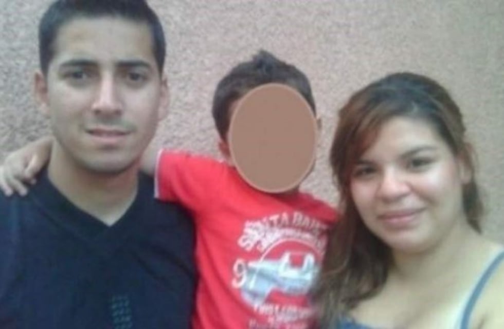 Está vinculada al crimen de su marido y ahora se lanzó como cantante