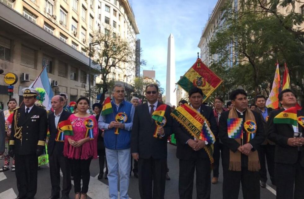 Por una celebración de la colectividad boliviana, hay cortes de tránsito en el centro porteño