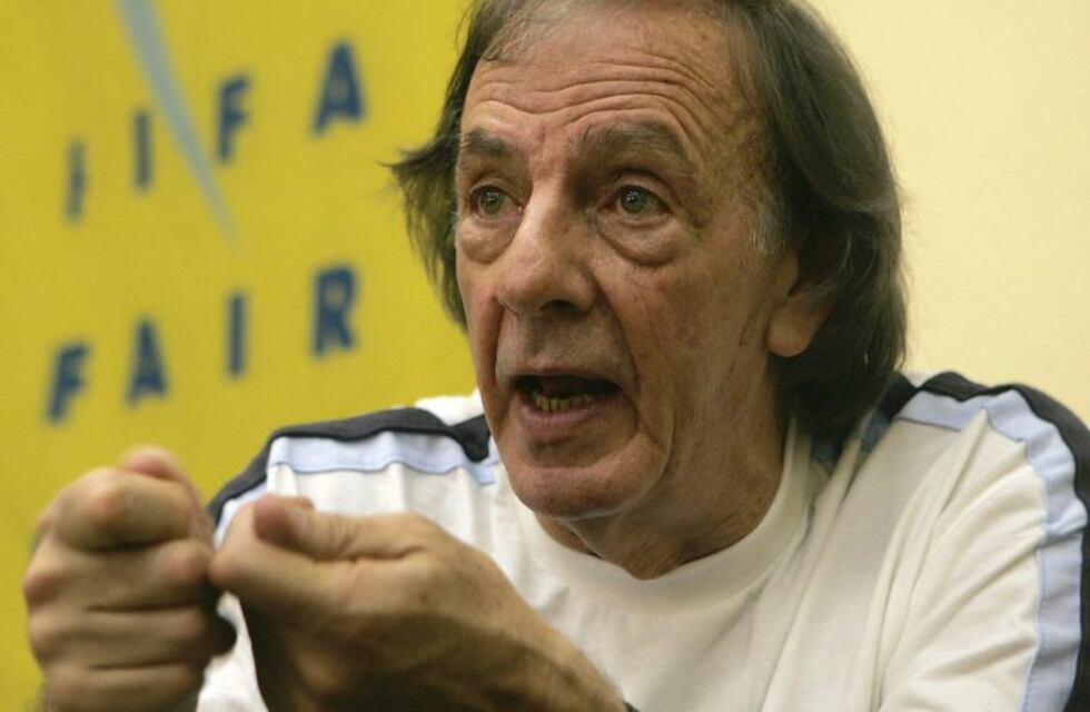 Menotti planteó que su objetivo es "recuperar la esencia del fútbol argentino"