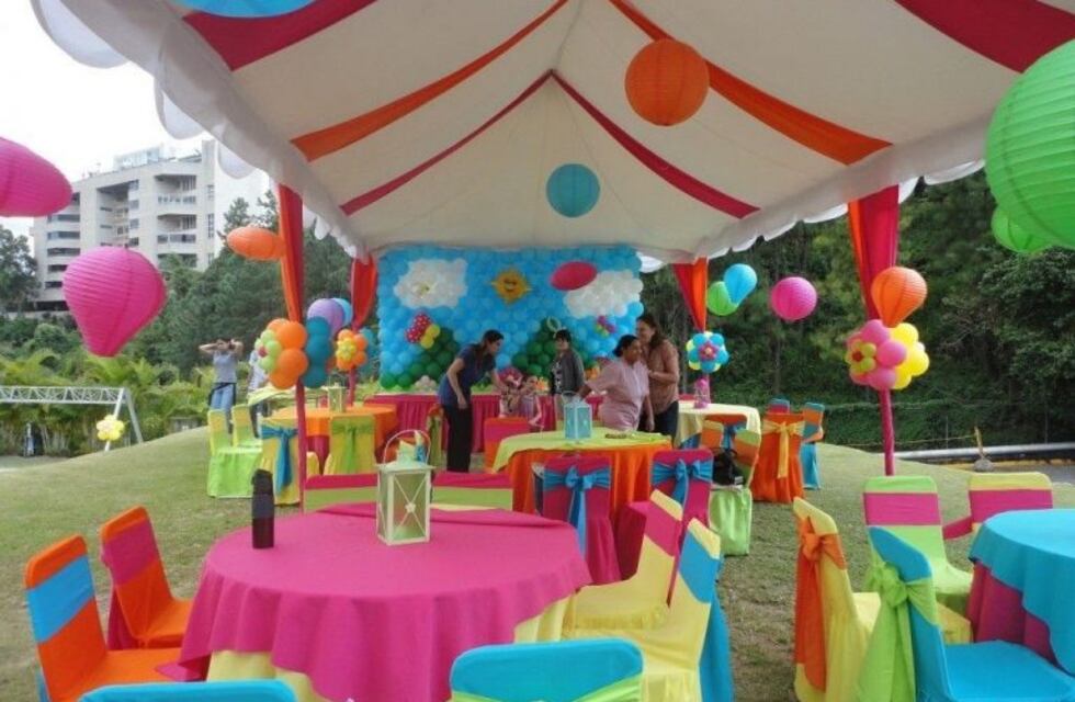 Denunciaron que un salón de fiestas organiza cumpleaños infantiles sin permiso