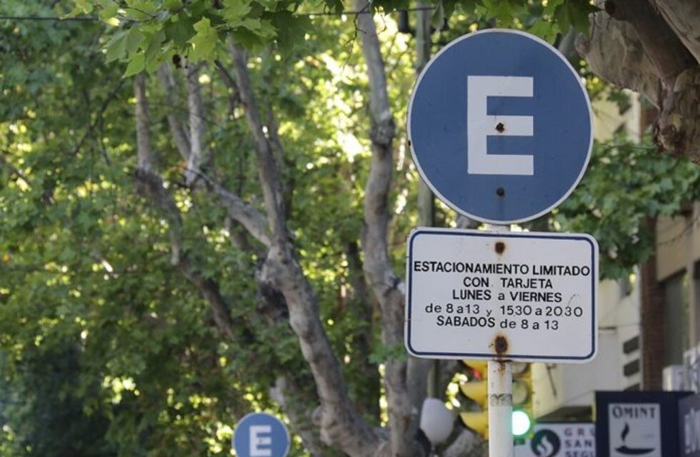 Vuelven a cobrar el estacionamiento en San Rafael