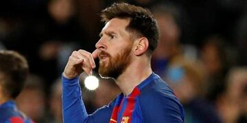 Una empresa le regaló un celular de oro a Messi\u002E (Archivo)