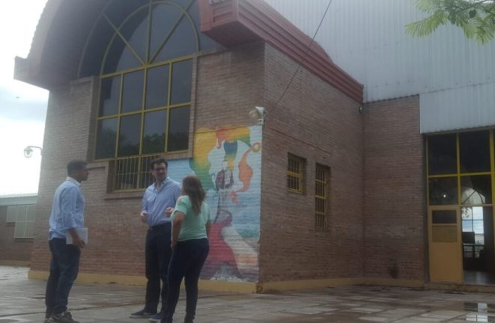 El 27 de enero se votará en 204 escuelas