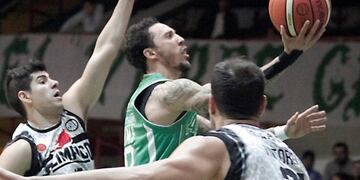 El Negro otorgó demasiadas ventajas en defensa y cayó frente a Atenas\u002E