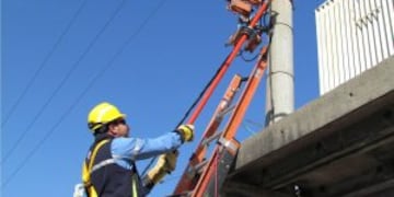 La empresa tambiu00e9n hizo tareas de mantenimiento durante la jornada en una parte de la zona sur.