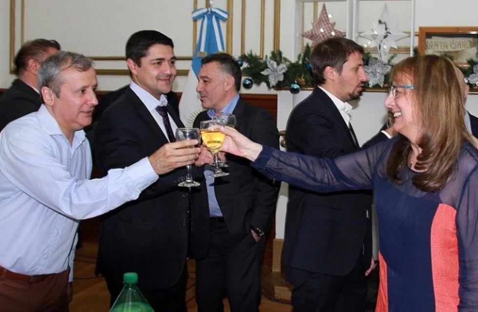Brindis de los trabajadores y la Gobernadora en Casa de Gobierno