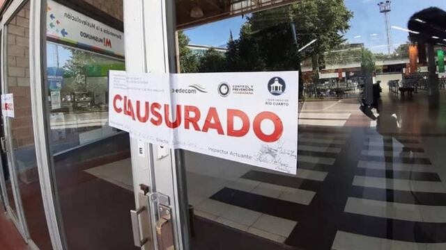 La clausura del patio de comidas del Shopping de Río Cuarto\u002E (Puntal\u002Ecom)