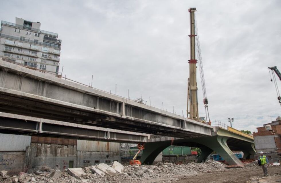 Cierran un tramo de la avenida Córdoba por la eliminación del puente Juan B.Justo