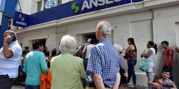 Jubilados en ANSES (Web)