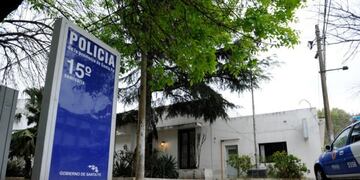 El hombre fue aprehendido por personal de la Comisaría 15°\u002E