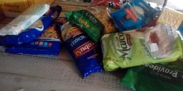 Alimentos no perecederos (Vía Santa Rosa)