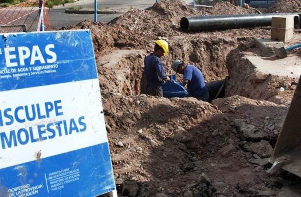 No habrá suministro de agua en barrios del oeste en Neuquén