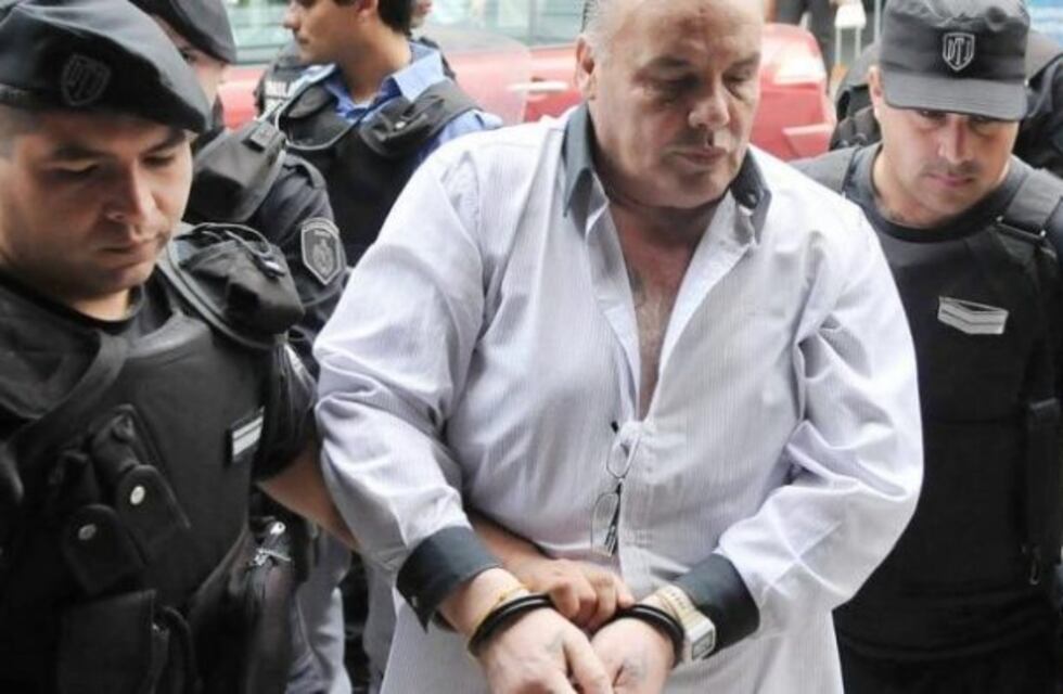 Luego de su detención en Córdoba, trajeron a Santa Fe al narco "El Tuerto" Mendoza