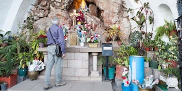 La Gruta de la Virgen del Valle en Choya\u002E