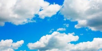 cielo parcialmente nublado