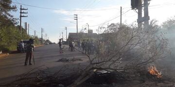 Manifestación en el barrio San Jorge\u002E (Foto: Twitter)
