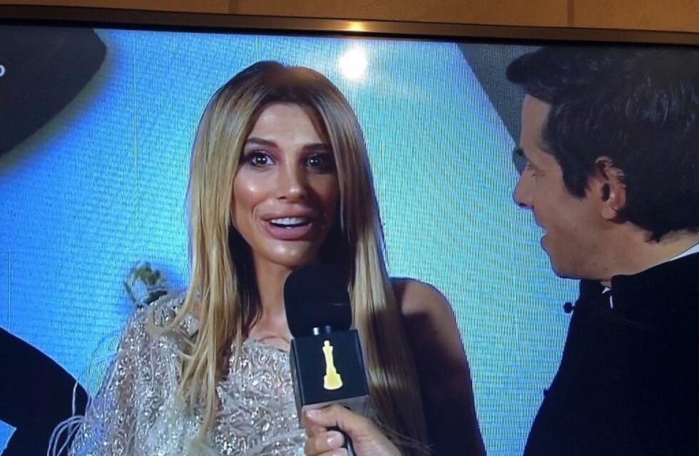 Premios Martín Fierro: a Stefy Xipolitakis la confundieron con su hermana Vicky y no le gustó nada