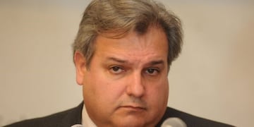 La cartera que conduce Pablo Farías fue encargada de comunicar la medida\u002E (Archivo)