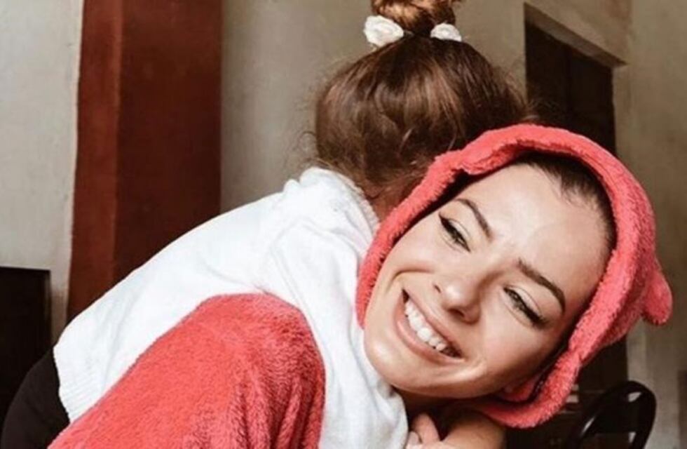 Las tiernas fotos de Rufina Cabré con su traje de bailarina