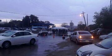 Trabajadores de la UTA prohíben la salida de colectivos de la empresa