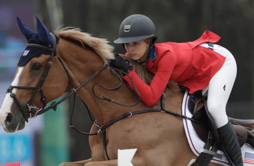 Conocé a Eve, la hija de Steve Jobs que ganó el bronce en Lima 2019 con el equipo ecuestre de Estados Unidos