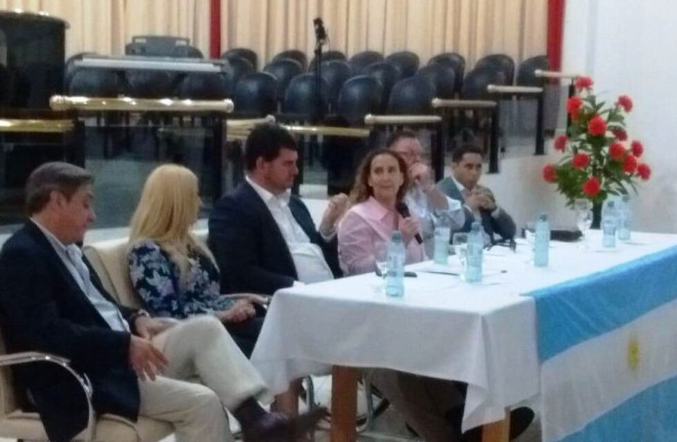 Gabriela Michetti visitó Oberá y aseguró que desde el Senado se produjo un ahorro del 30%