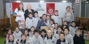 Alumnos de la escuela José María Paz presentaron un proyecto para curar árboles