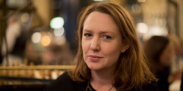 Paula Hawkins en La Razón