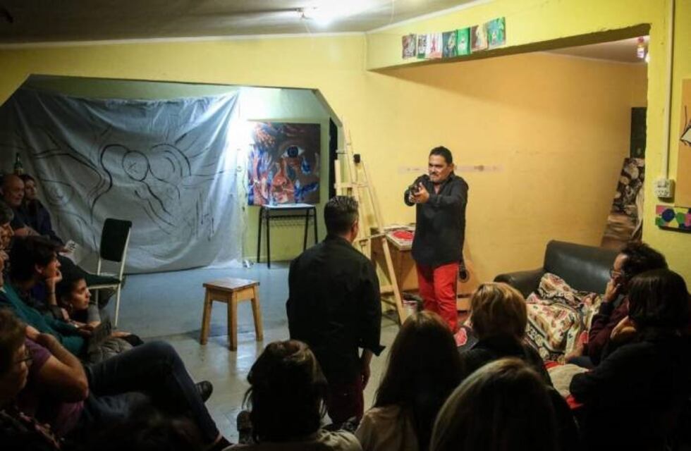 Teatro living en Caleta Olivia