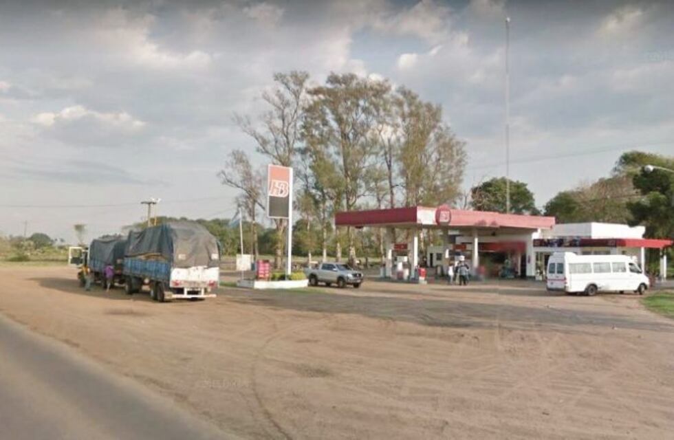 Robaron una caja fuerte a punta de pistola en una estación de servicio