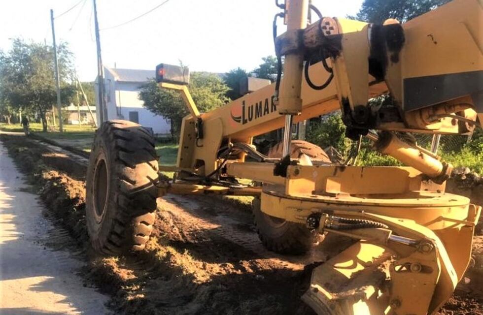 Iniciaron obras de cordón cuneta en Villa del Prado