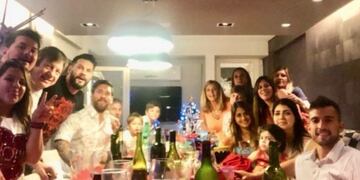 El astro argentino pasó el Año Nuevo muy cerca de Rosario\u002E (Messi)