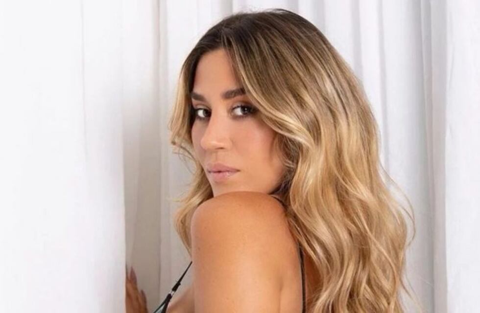 Jimena Barón enloqueció a todos con su remera blanca y sin corpiño