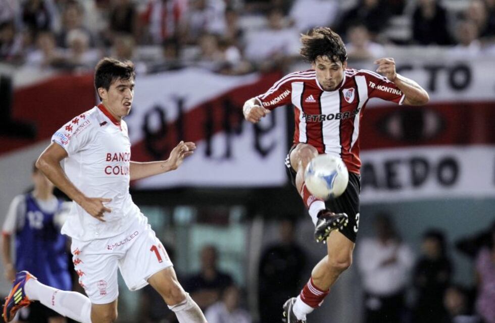 El Tano Vella se sumó al pedido por Scocco: "Tiene que darle una manito a Newell's"