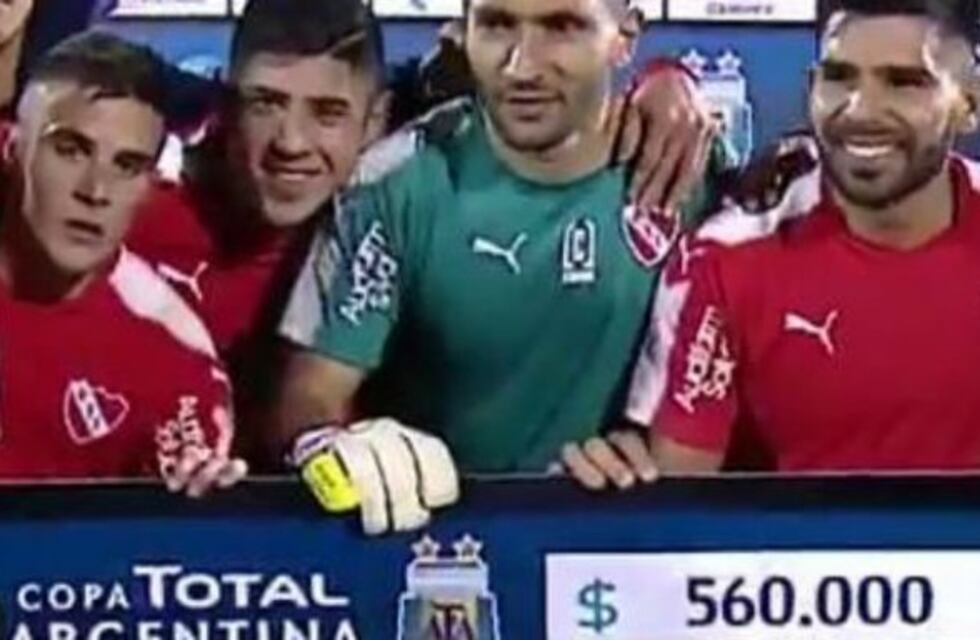 Dos goles del Chino Romero para la máxima goleada en Copa Argentina