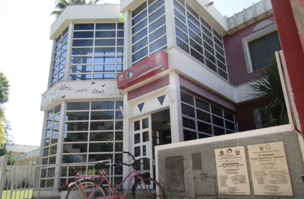 Invitan a sumarse a la campaña "Yo elijo devolver el Libro" en Arroyito