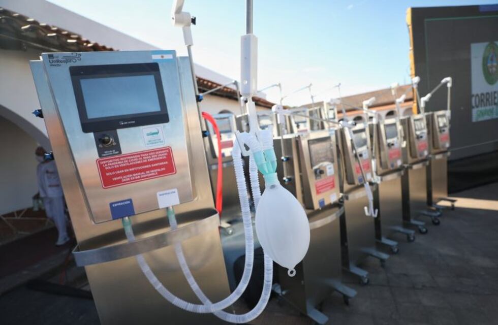 Aprobaron respirador de bajo costo para emergencias desarrollado en Rosario