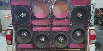 Fiesta clandestina con alrededor de unos 45 vehículos\u002E