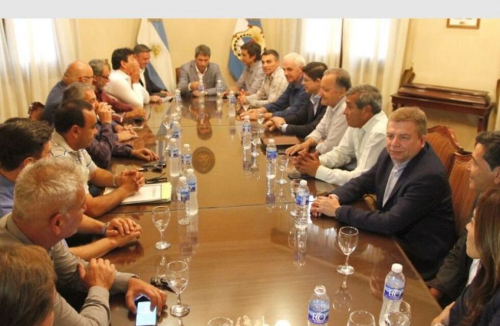 El Gobierno de San Juan enviará dinero a los intendentes para pagar el bono