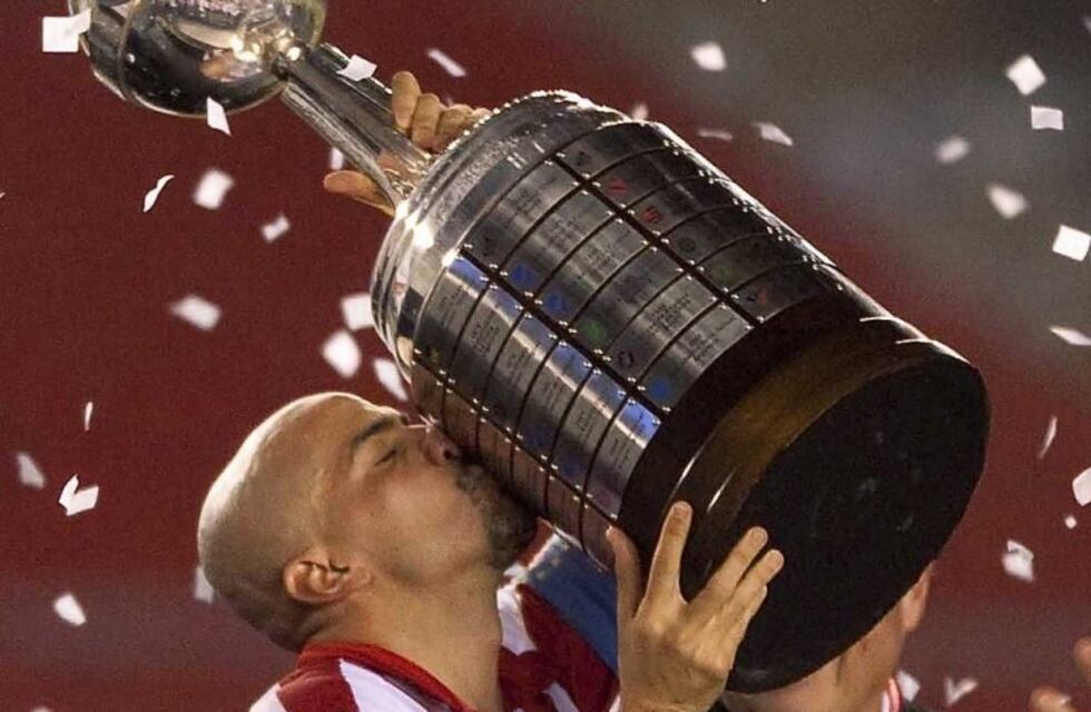 Verón se emocionó al recordar la última Copa Libertadores que ganó con Estudiantes de La Plata