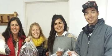 El Chaltén: cerezas obsequiadas por la Municipalidad de Los Antiguos