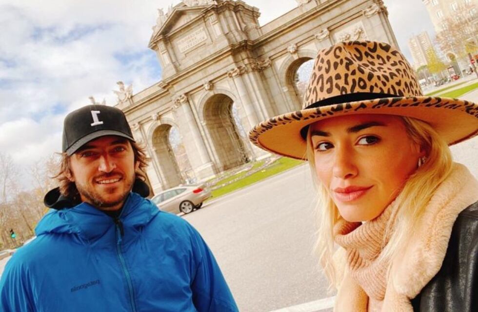 Lali Espósito compartió un fogoso beso con su novio que dejó en claro que no están separados