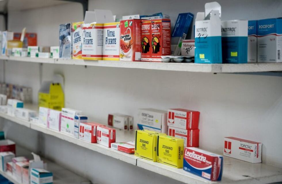 Reclaman problemas con el abastecimiento de remedios en Salta