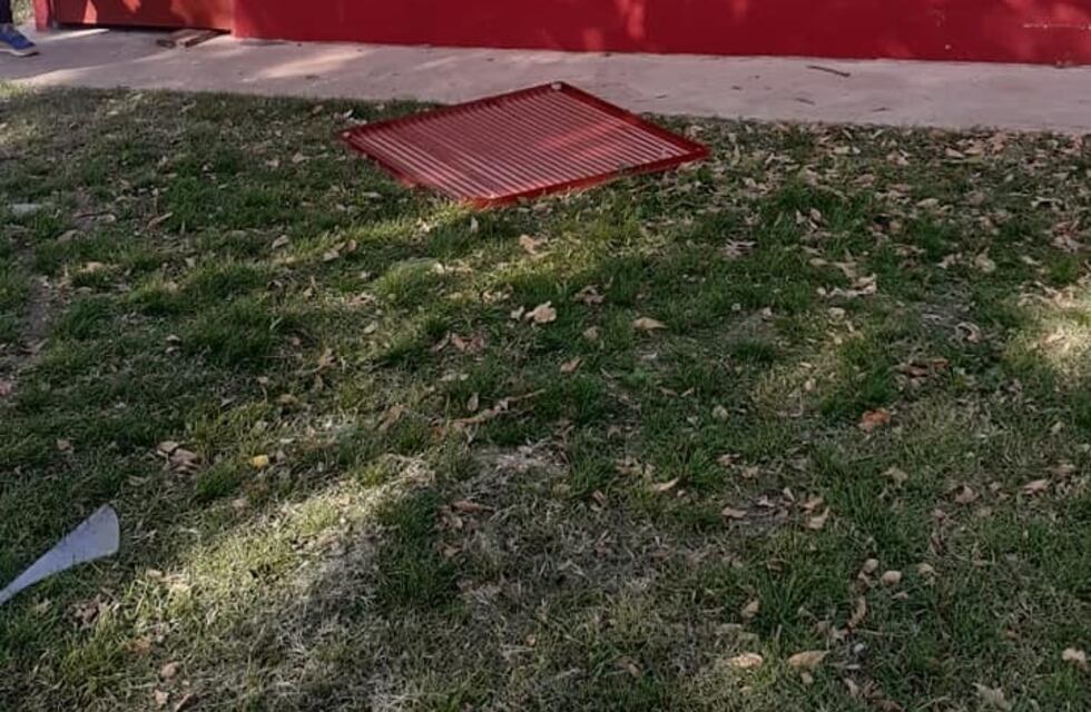 Robaron y destrozaron las instalaciones de Ferro