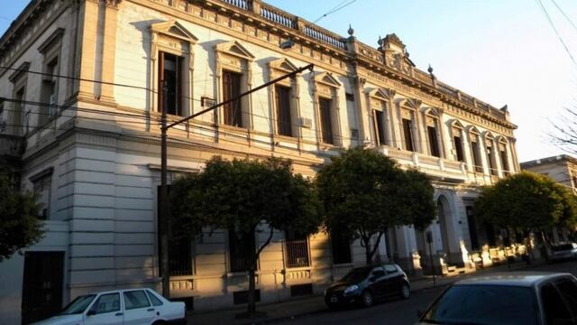 El hombre fue hallado robando en el Hospital Italiano Garibaldi.