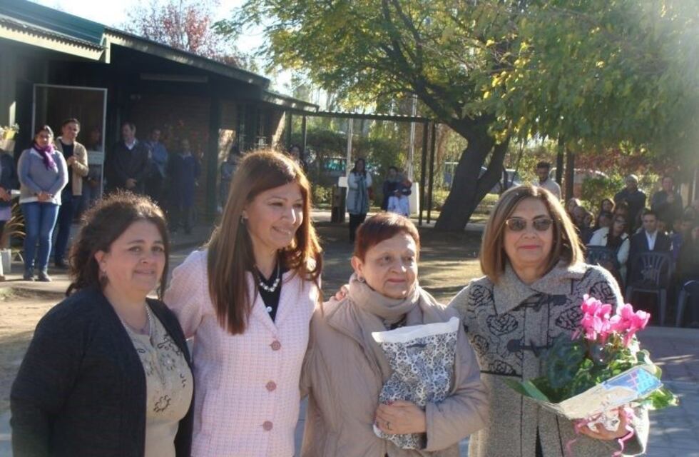 La escuela Antonio Di Benedetto festejó sus 35 años de vida